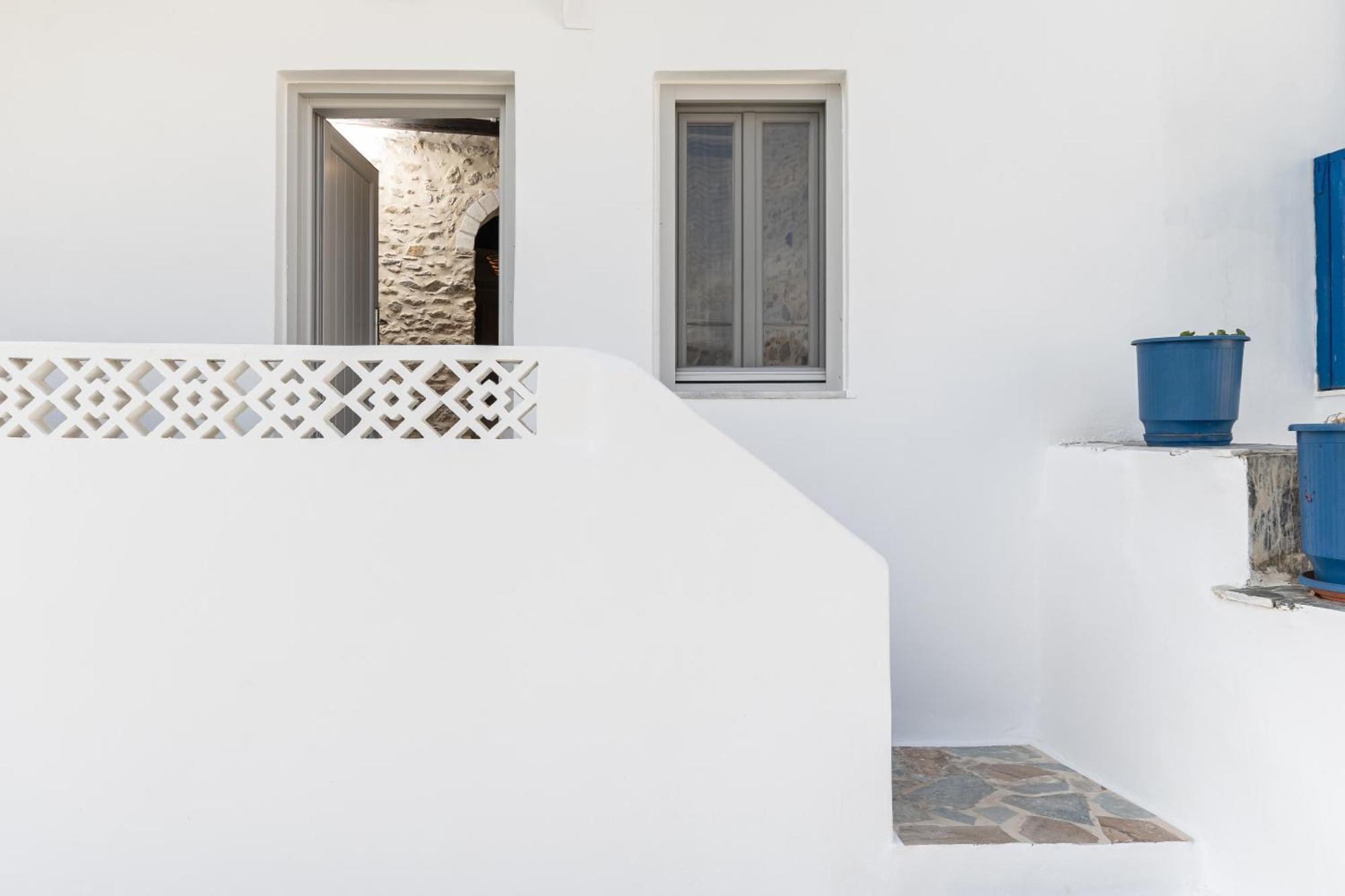 The White Stone House Apartment Naxos City Екстериор снимка